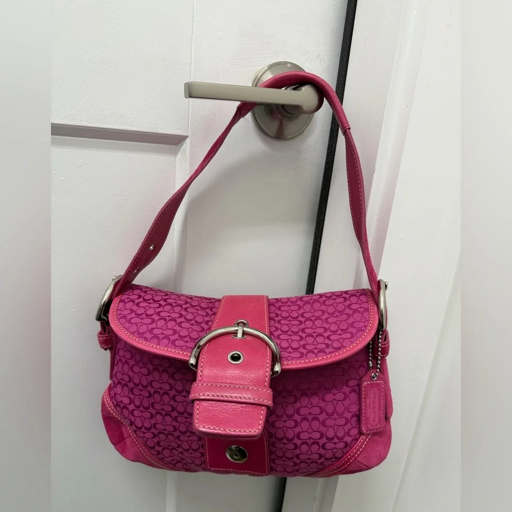 Coach‎ Y2K Fuchsia Pink Small Soho Flap Shoulder Bag 6818 China